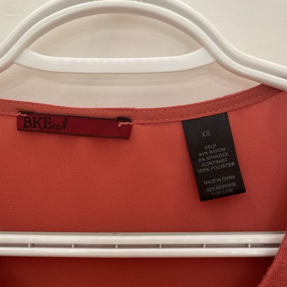 BKE Rust Color Mixed Fabric L/S Top. Oversized. Rayon - Picture 2 of 7